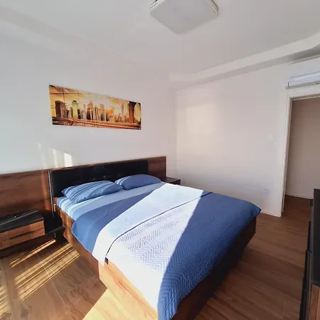 Maja Apartamento