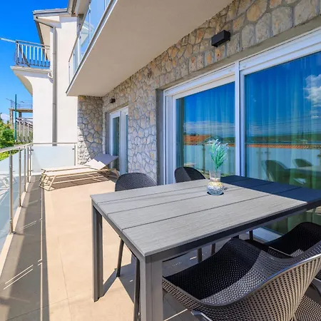 Maja Apartmán